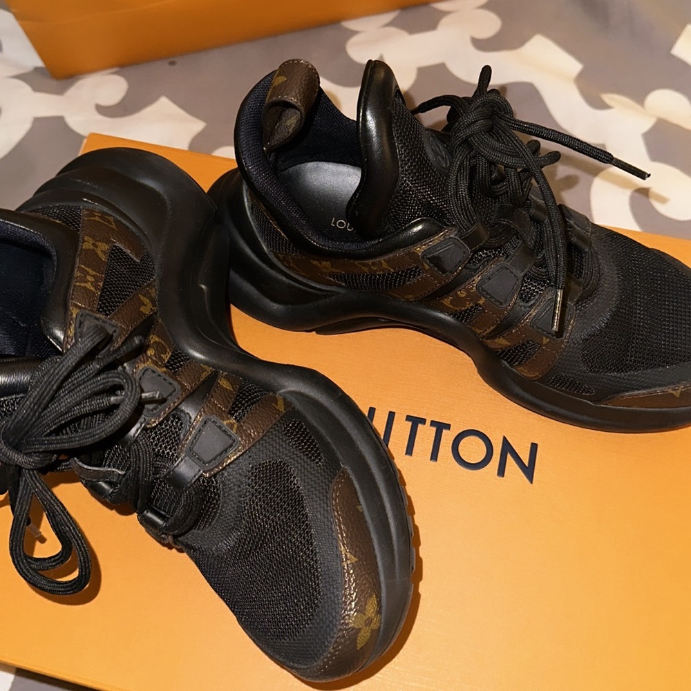 Louis Vuitton Archlight. The statement look of Louis Vuitton's Spring/Summer2018